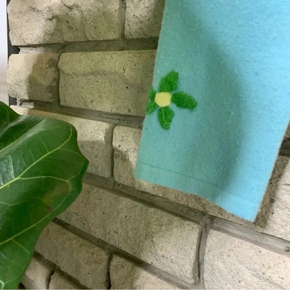 Vintage Floral Embroidered Sweater - Picture 7 of 8